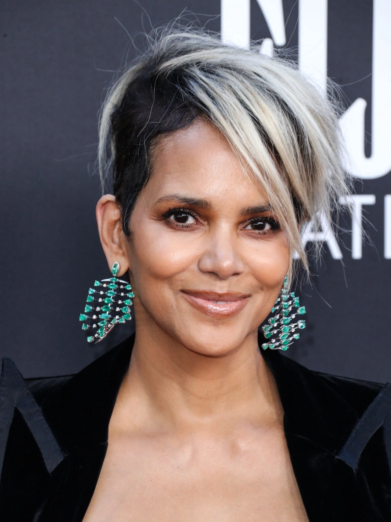 Холли Берри