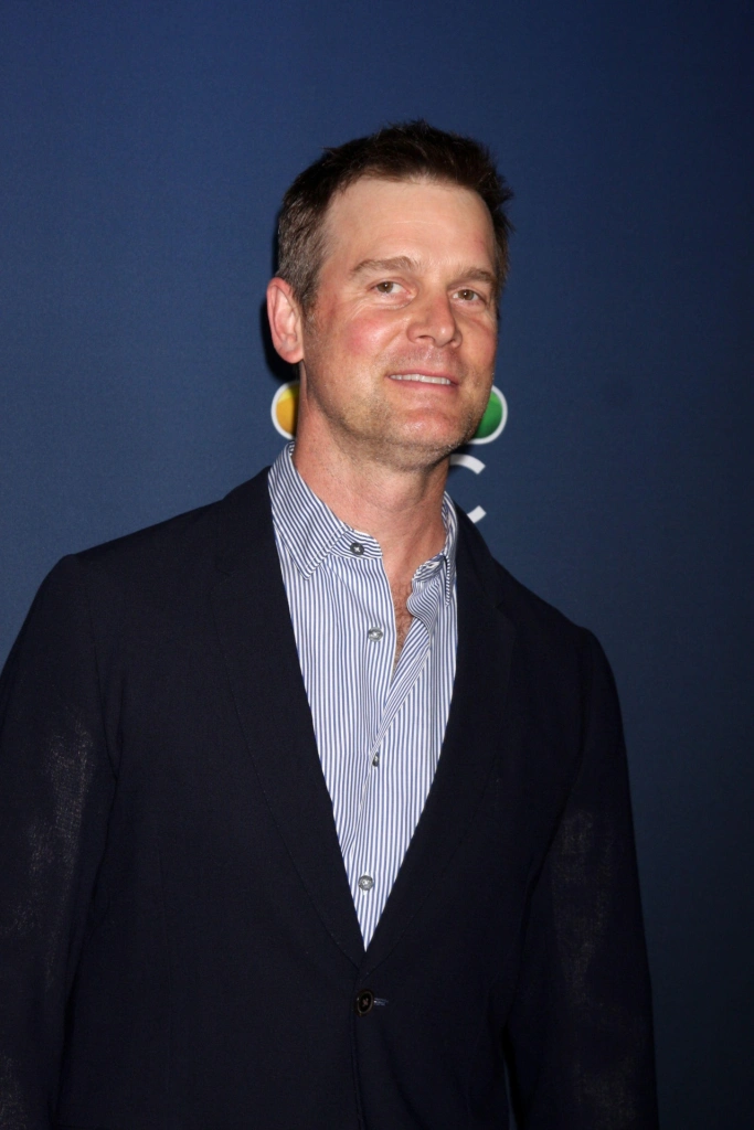 Питер Краузе