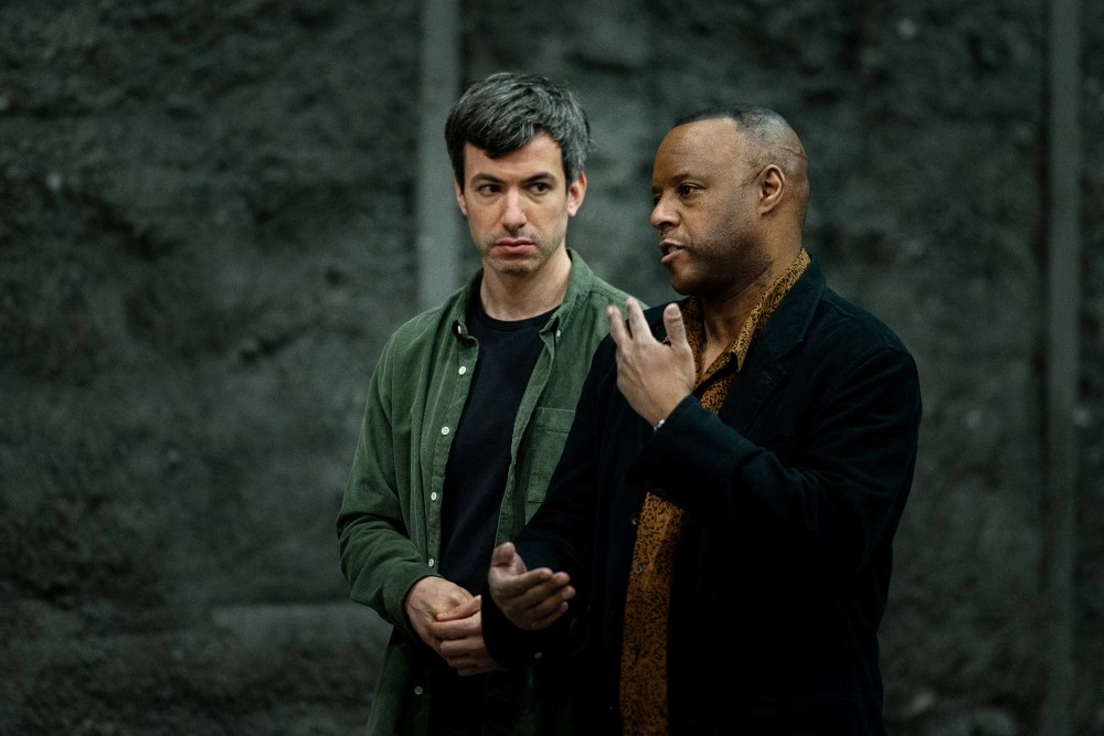 Кринж как искусство: Кто такой Нэйтан Филдер и почему нужно смотреть его новый сериал «Репетиция»