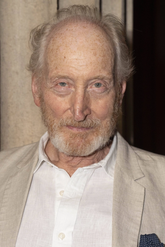 Чарльз Дэнс