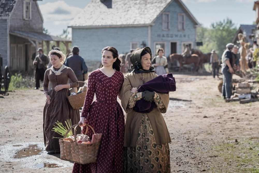 «В этом доме 100% водятся призраки»: Актриса Эмили Хэмпшир о сериале «Чепелуэйт»