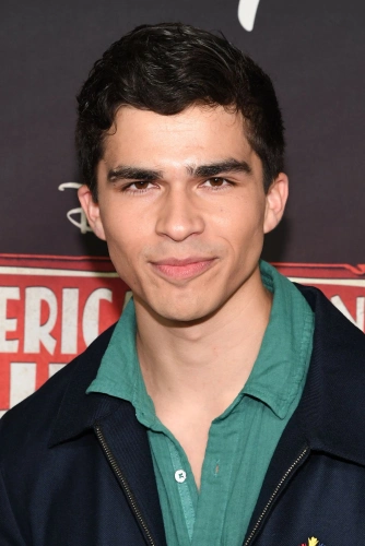 Алекс Айоно