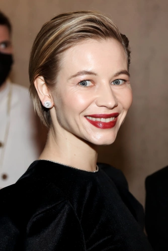 Светлана Устинова