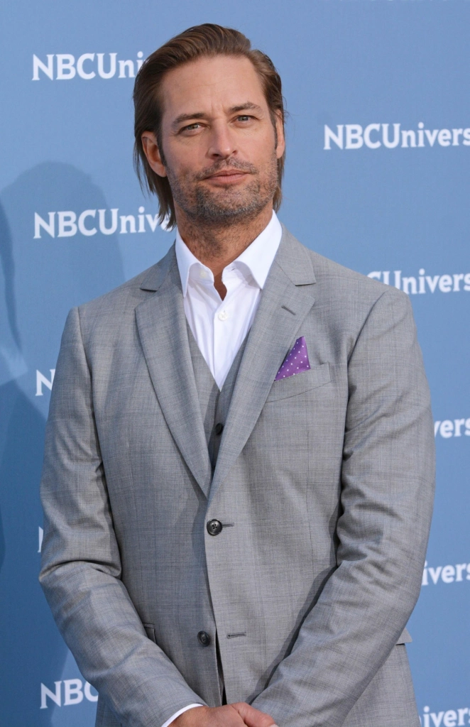 Джош Холлоуэй