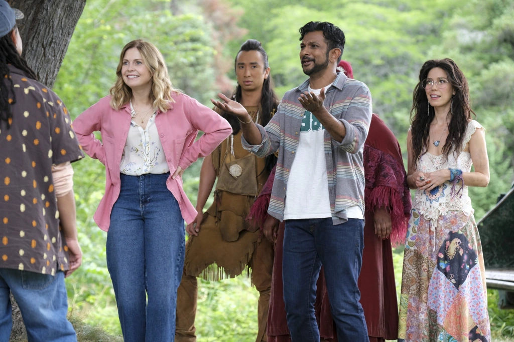 Прощай, непогода: теплые комедийные сериалы для&nbsp;лета