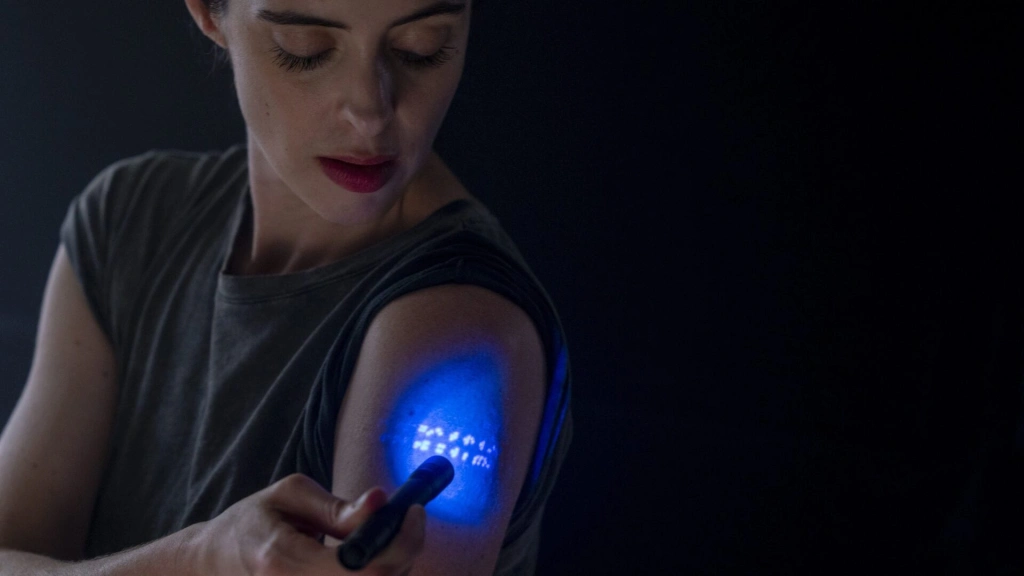 О, мой клон, вы это видели? Культовый сериал «Темное дитя» возвращается с продолжением «Отголоски»