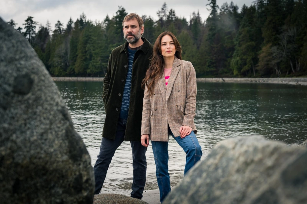 Глядим без остановки, или Топ-10 сериалов 2025 года