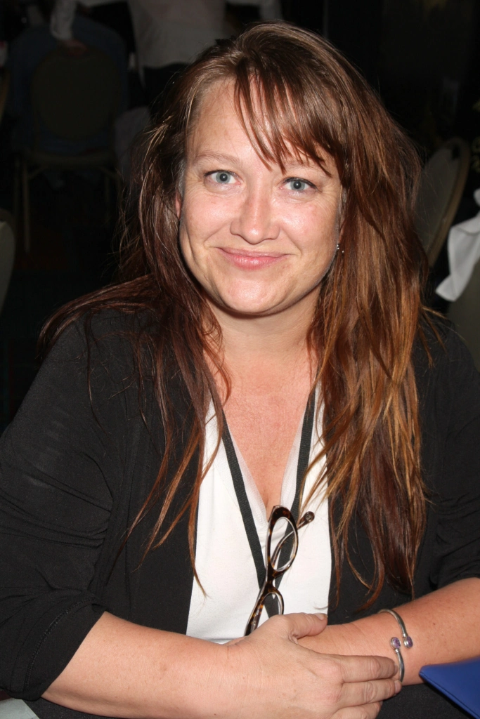 Дженнифер Линч