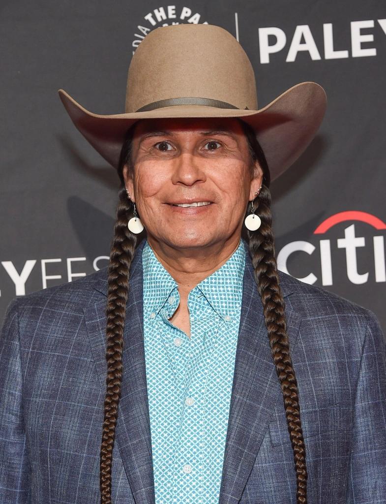 Мо Брингс Пленти