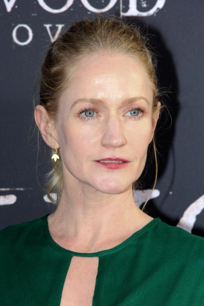 Паула Малкомсон