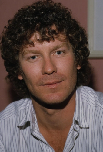 Дэниэл Хью Келли