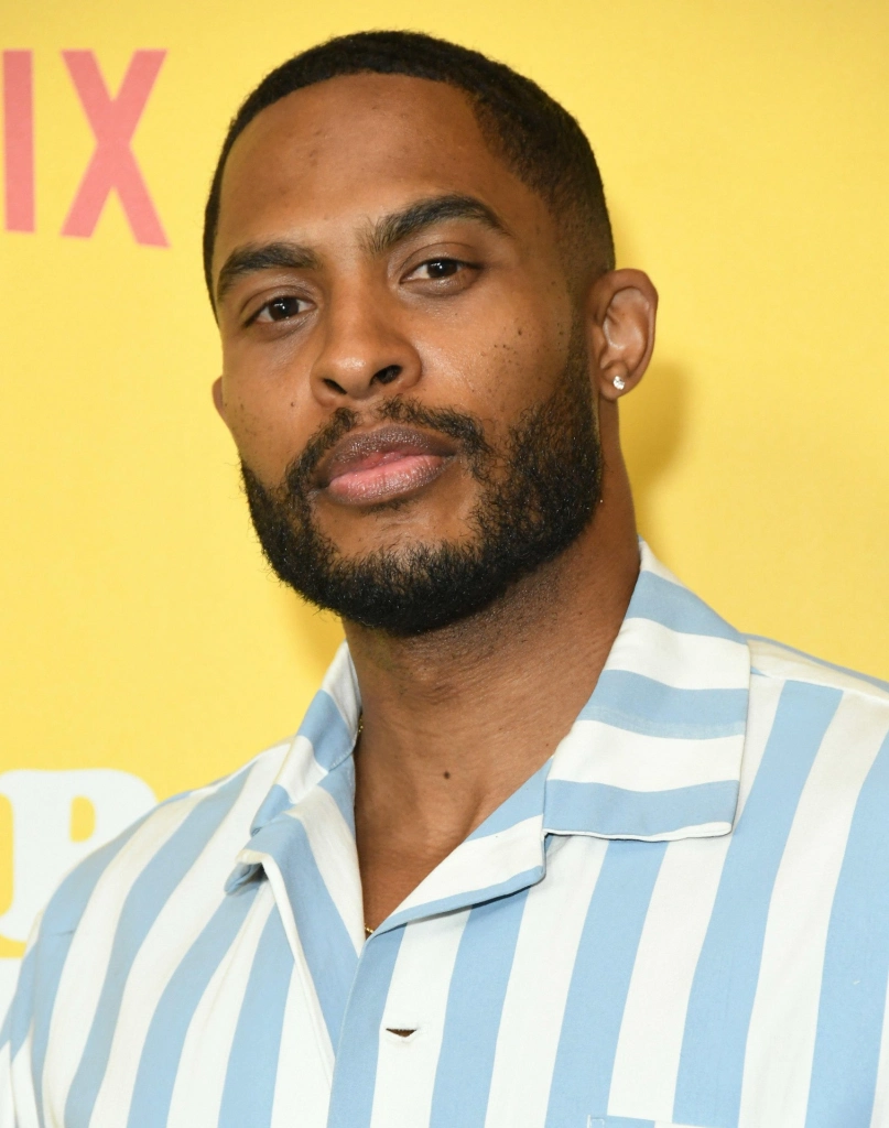 Брэндон Пи Белл