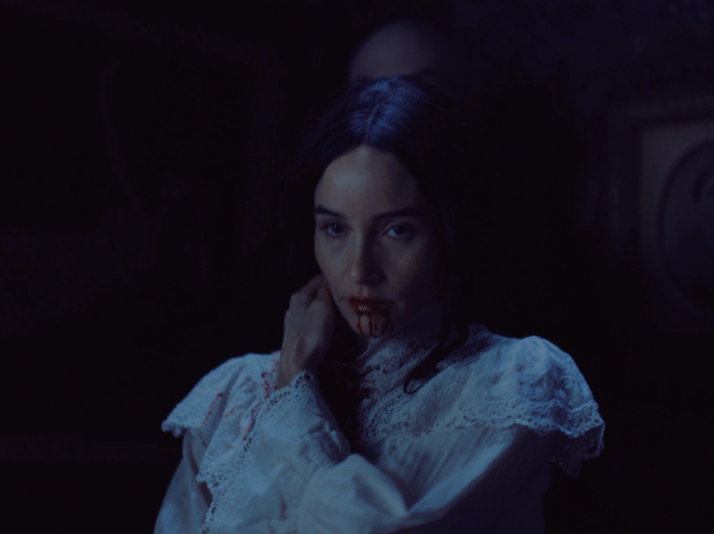 Анатомия вампира, или Семейный культ: знакомимся с хоррором «Наследники Ван Хельсинга. Проклятие Дракулы»