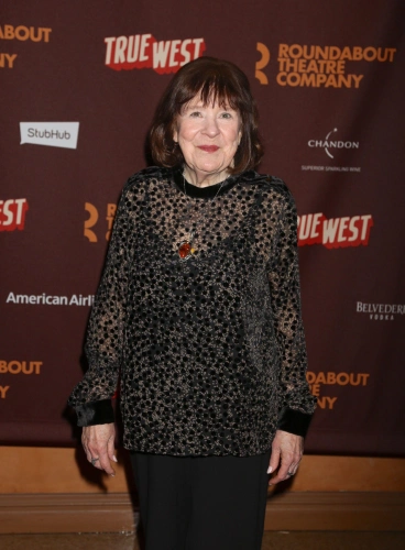 Мэрилуиз Бёрк