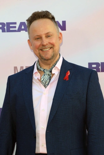 Стефен Джуарино