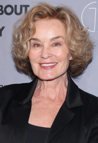 Джессика Лэнг