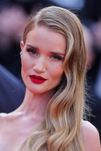 Роузи Хантингтон-Уайтли