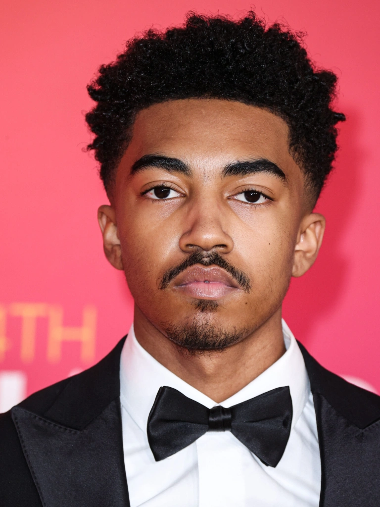 Майлз Браун