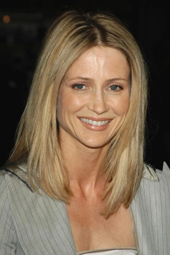 Келли Роуэн