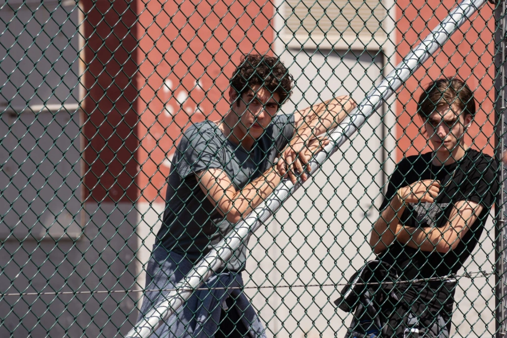 На смену «Сплетнице» и «Элите»: итальянский сериал «Море свободы» говорит о подростках <nobr/>по-новому» itemprop=»contentUrl»>
            </div>
            <div class=