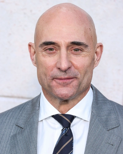 Марк Стронг