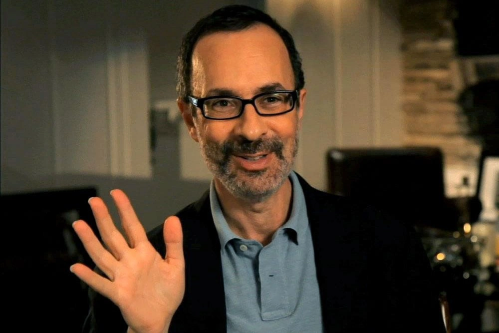 Что нужно знать о шоураннере сериала «Умерь свой энтузиазм» Роберте Б. Уайди