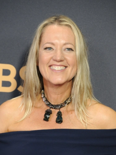 Кейт Дэннис