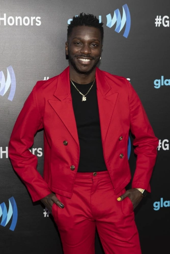 Бернард Джонс