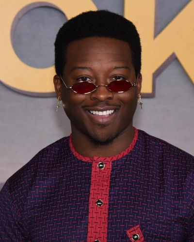 Брэндон Майкл Холл