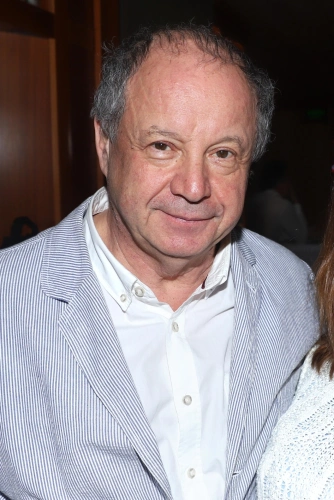 Дмитрий Астрахан