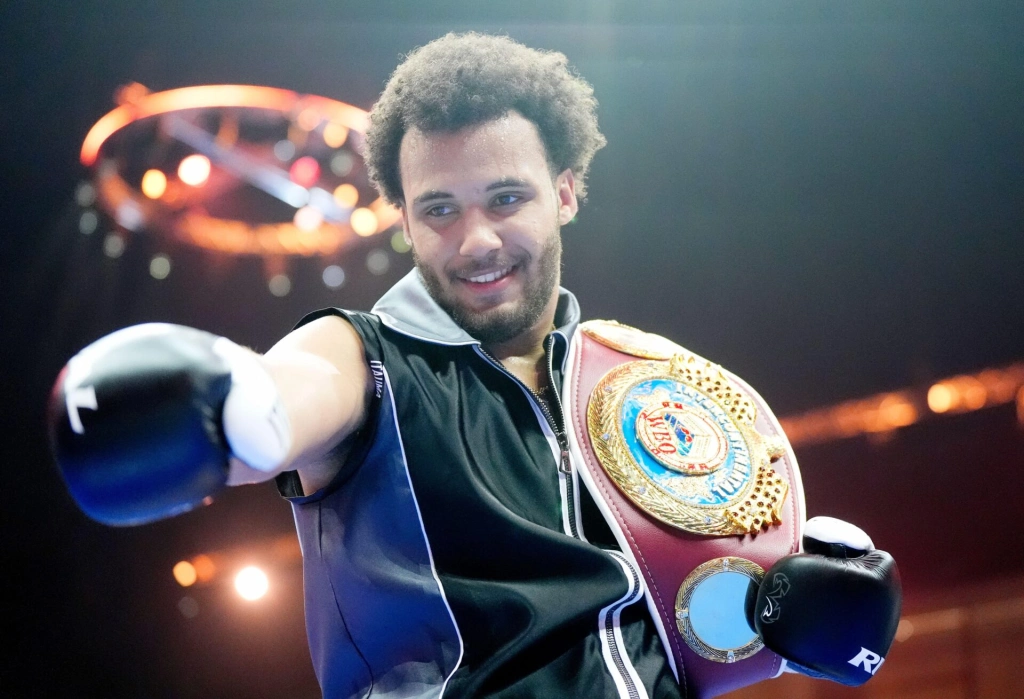 Мозес Итаума: «Я тренируюсь 14 недель не для того, чтобы нокаутировать соперника в первом раунде»