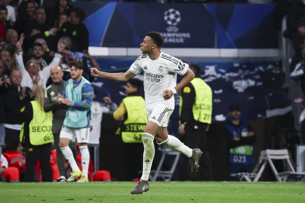 Кто победил в первых матчах четвертьфинала Лиги чемпионов? Есть одна сенсация