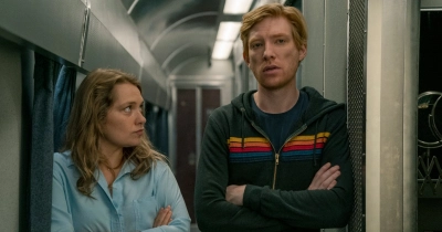 «Люди всегда будут сомневаться, правильный ли они сделали выбор»: Интервью с шоураннером «Беги» Вики Джонс