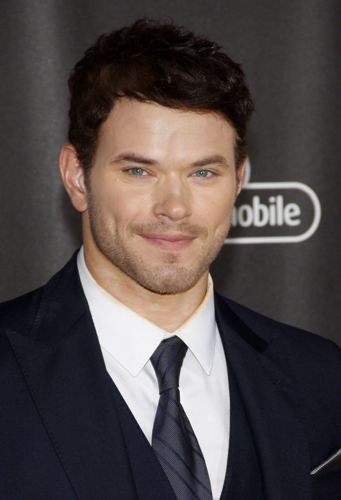 Келлан Латс