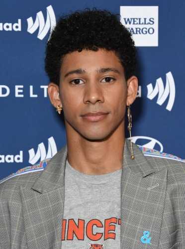 Кейнан Лонсдейл