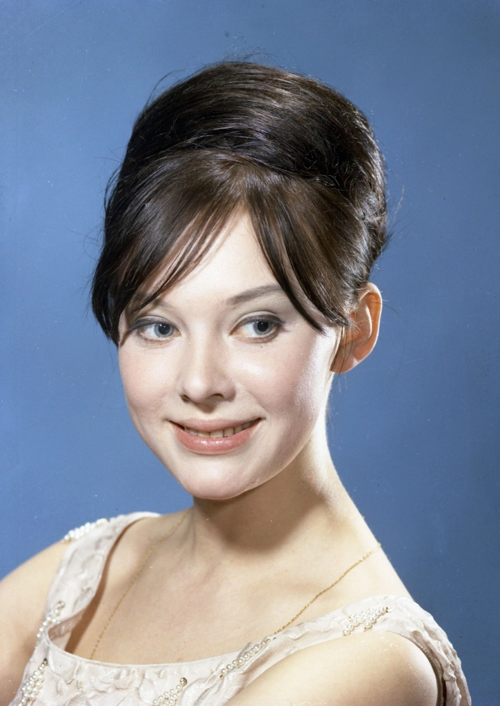 Людмила Савельева