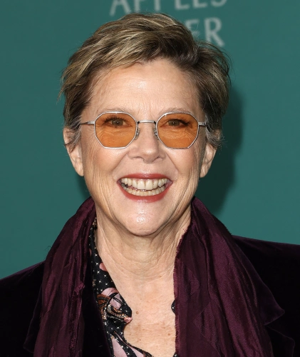 Аннетт Бенинг