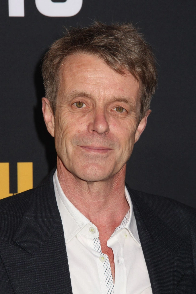 Гарри Грегсон-Уильямс