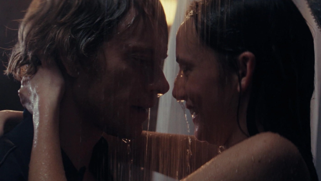 «Тихая гавань»: 5 причин посмотреть триллер со звездами «Игры престолов»