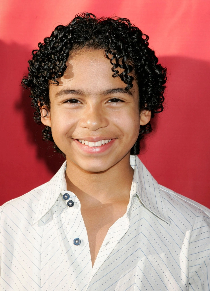 Ной Грэй-Кэби