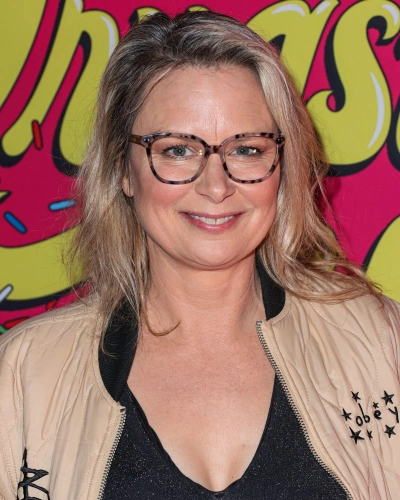 Мэри Линн Райскаб