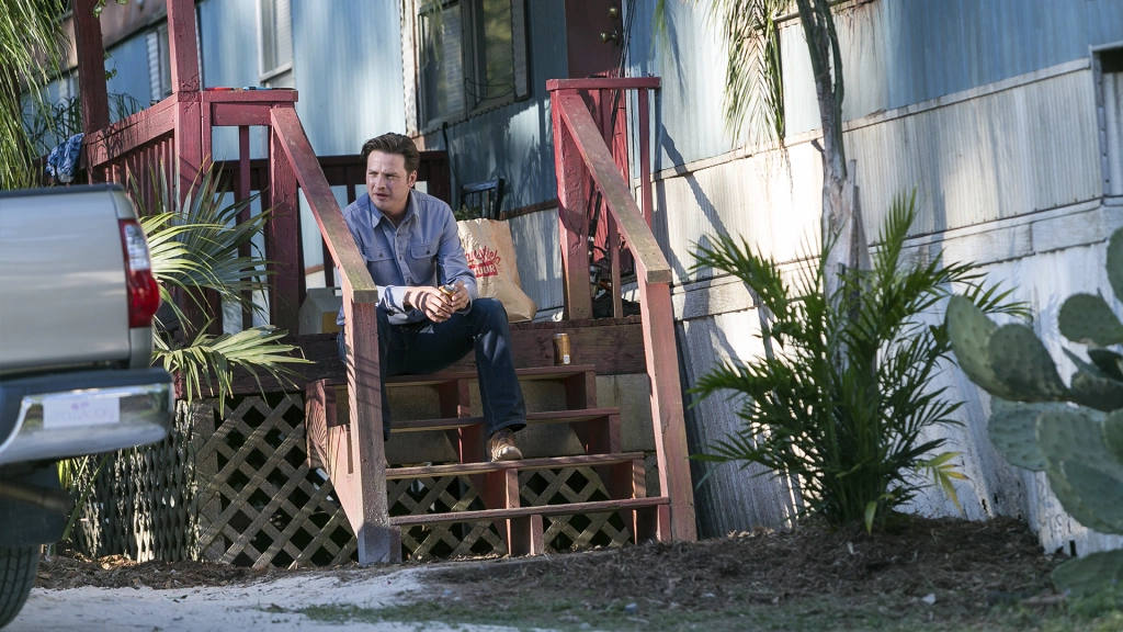 «Всё исправить»: сериал о том, как научиться жить заново