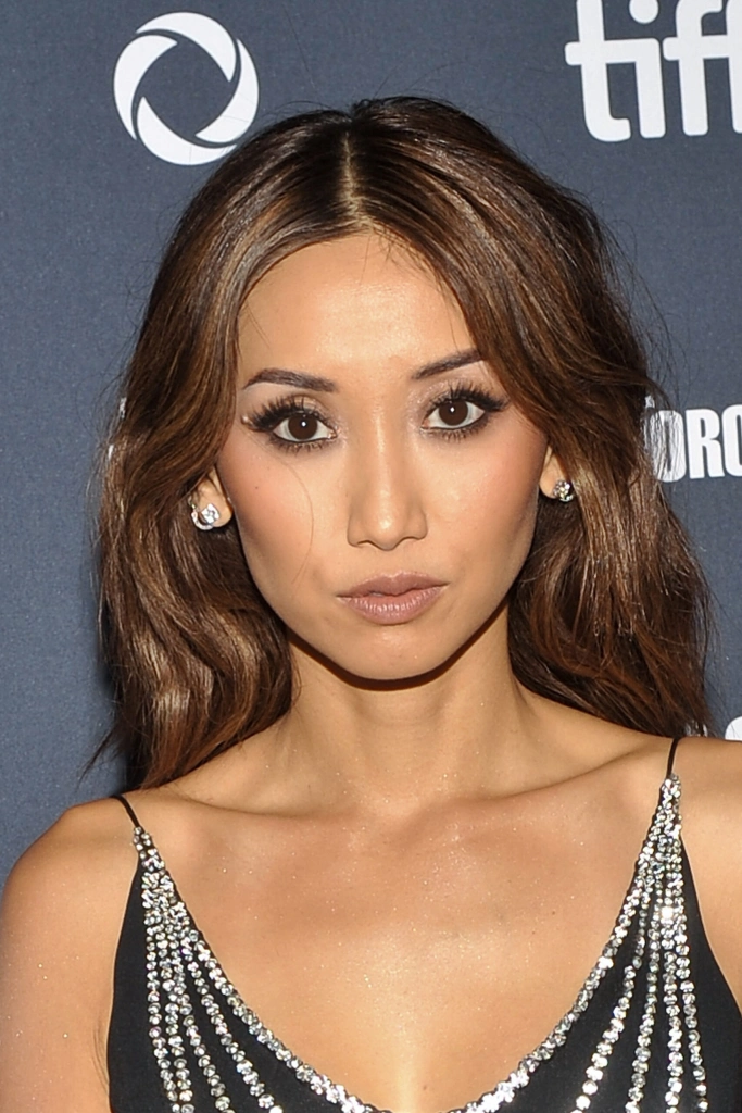 Бренда Сонг