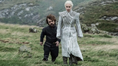 Нет сил остановиться: 5 отличных длинных сериалов, которых хватит надолго