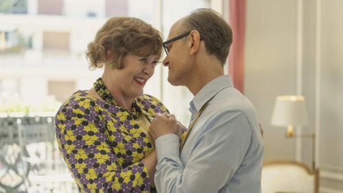 «Она ожила лишь, когда приготовила омлет в прямом эфире»: создатель сериала «Джулия» о втором сезоне