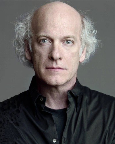 Тимоти Гринфилд-Сандерс