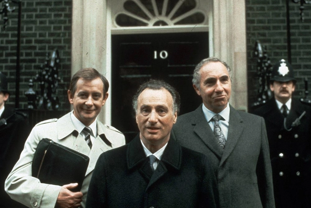 9 лучших сериалов о политике