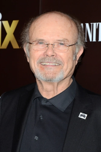 Кертвуд Смит