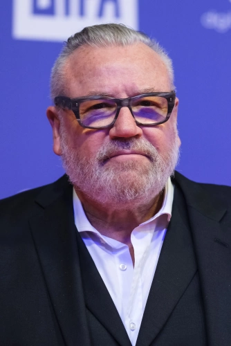 Рэй Уинстон