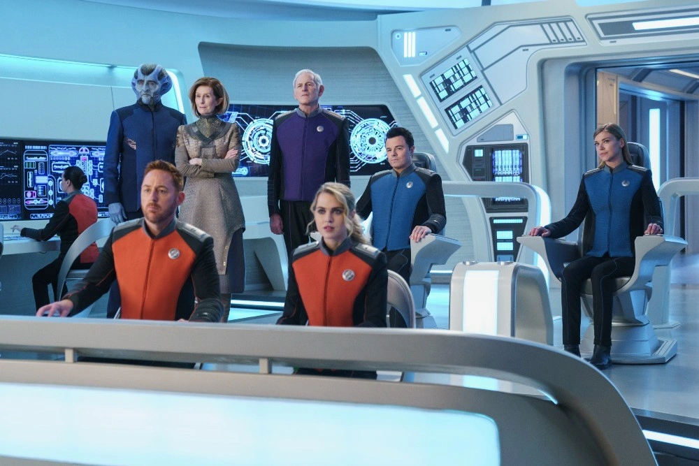 Свет далеких планет: 6 выдающихся сериалов про космос